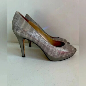 Antonio Melani SZ‎ 7M Silver Platform Peep toe Heel Shoes EUC!